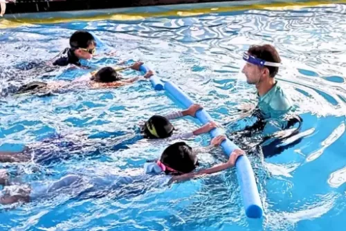 The Importance of Consistency in Swim Lessons for Your Child's Progress